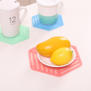 Hexagon <b>Silicone</b> Heat Insulating Mat Non Slip <b>Waterproof</b> Food Grade Kitchen Coaster Pad - Product Image 3