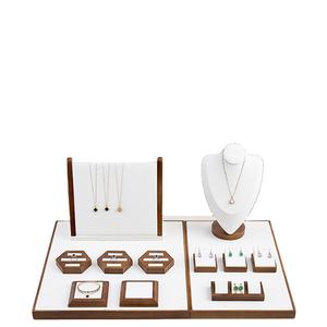 Accessoires <span class=keywords><strong>d</strong></span>'affichage de bijoux en bois haut de gamme anneau collier plateau magasin comptoir rack - Product Image 2