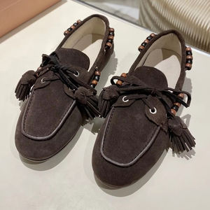 Chaussures de sport pour homme en daim, design classique, doublure en cuir sur mesure, semelle en caoutchouc pour une excellente résistance au glissement. - Product Image 1