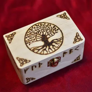 Kotak kayu pinus pohon kehidupan Runes