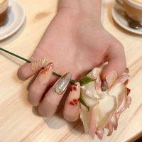 Faux ongles à presser Marron Gris Amande, motif feuille d'or, accent perle dorée 3D en forme de coquille, taille moyenne, 10 pièces, design acrylique pour l'extrémité des doigts