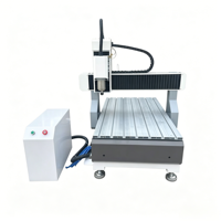 Petite fraiseuse CNC de bureau modèle 6090 pour la gravure du bois, de l'acrylique, du MDF, du contreplaqué, du PVC, etc.