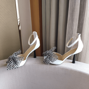 Escarpins Jimmy pour femme à bout fermé avec bride cheville et nœud, chaussures habillées confortables pour le bureau - Product Image 1