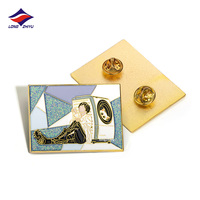 Longzhiyu 17 ans chaîne en métal insigne usine en gros émail doux fleur broches personnalisé anime personnage broche badges