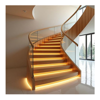 Escalier en colimaçon moderne en bois massif avec rampe en verre pour appartement, hall, usage intérieur, écologique, à monter soi-même