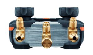 Kit de jauge numérique Testo 550i commandé par application, 1x jauge micron 552i, 2x thermomètre à pince pour tuyaux 115i - Product Image 3