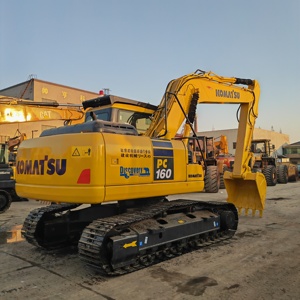 Excavadora de cadenas Komatsu PC160-7 de importación japonesa, 16.5T, cucharón de 0.65m³, alta durabilidad para construcción y movimiento de tierras - Product Image 1