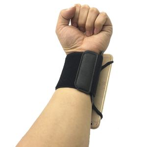 Vente flash : brassard de sport universel rotatif à 180°, détachable, pour téléphone portable, idéal pour la gym, la course à pied et les activités sportives. - Product Image 5