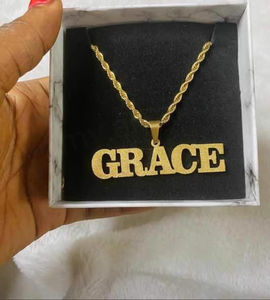 Collar de Acero Inoxidable con Baño de Oro de 18K Personalizado para Mujer, con Cadena de Eslabones y Perla, Regalo con Personalización - Product Image 4