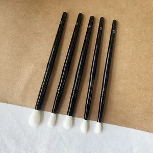 Pinceles para sombra de ojos WG, pincel para difuminar el contorno de la ceja y el nariz, herramientas cosméticas con pelo natural de cabra - Product Image 2