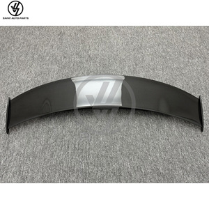 Alerón Trasero de Fibra de Carbono Estilo GTR con Luz LED para Mercedes Benz AMG GT GTC GTS 2015-2018 - Product Image 4