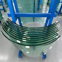 Verre Trempé Courbé Sur Mesure 6mm-30mm de Fabrication Chinoise, Verre de Sécurité Thermofrégré pour Balustrades d'Hôpitaux et Cabines de Douche