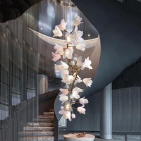 Lustre sur mesure de style nordique à LED dimmable, long, doré, en forme de branches d'arbre, luminaire suspendu, fleurs en verre