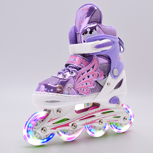 <span class=keywords><strong>Pattini</strong></span> in Linea <span class=keywords><strong>Rosa</strong></span> Lampeggianti Regolabili alla Moda con Ruote in Gomma per Bambine, <span class=keywords><strong>Pattini</strong></span> a Rotelle con Ali - Product Image 3