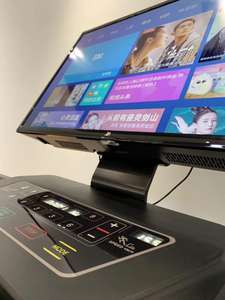 Tapis roulant motorizzato a macchina da passeggio o da corsa commerciale elettrico a buon mercato dell'attrezzatura da palestra professionale con grande TV - Product Image 6