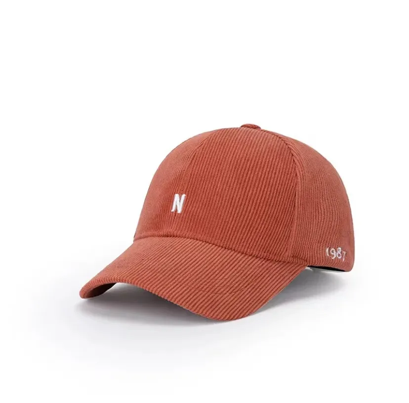 Özel nakış logosu yüksek kalite 6 Panel renk Unisex kadife beyzbol şapkası, kadife baba şapka