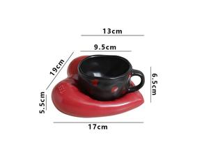 Moderno Juego de Tazas de Cerámica con Forma de Corazón, Diseño Pintado a Mano, Regalo de San Valentín - Product Image 4
