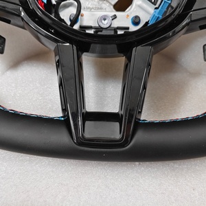 Volant de direction personnalisé CS Performance pour <span class=keywords><strong>BMW</strong></span> G01 G02 G05 G20 G30 G87 M3 M5 M6 F20 F22 F26 F30 F31 F32 F36 F80 - Product Image 6