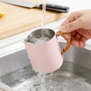 Jarra para Latte Art de 12 oz, Color Rosa, Jarra para Espumar Leche con Boquilla Redonda, Jarra para Espumar Leche para Espresso - Product Image 5