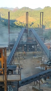 Ligne de concassage de roche basalte pour la production d'agrégats de ballast ferroviaire et de construction routière - Product Image 3