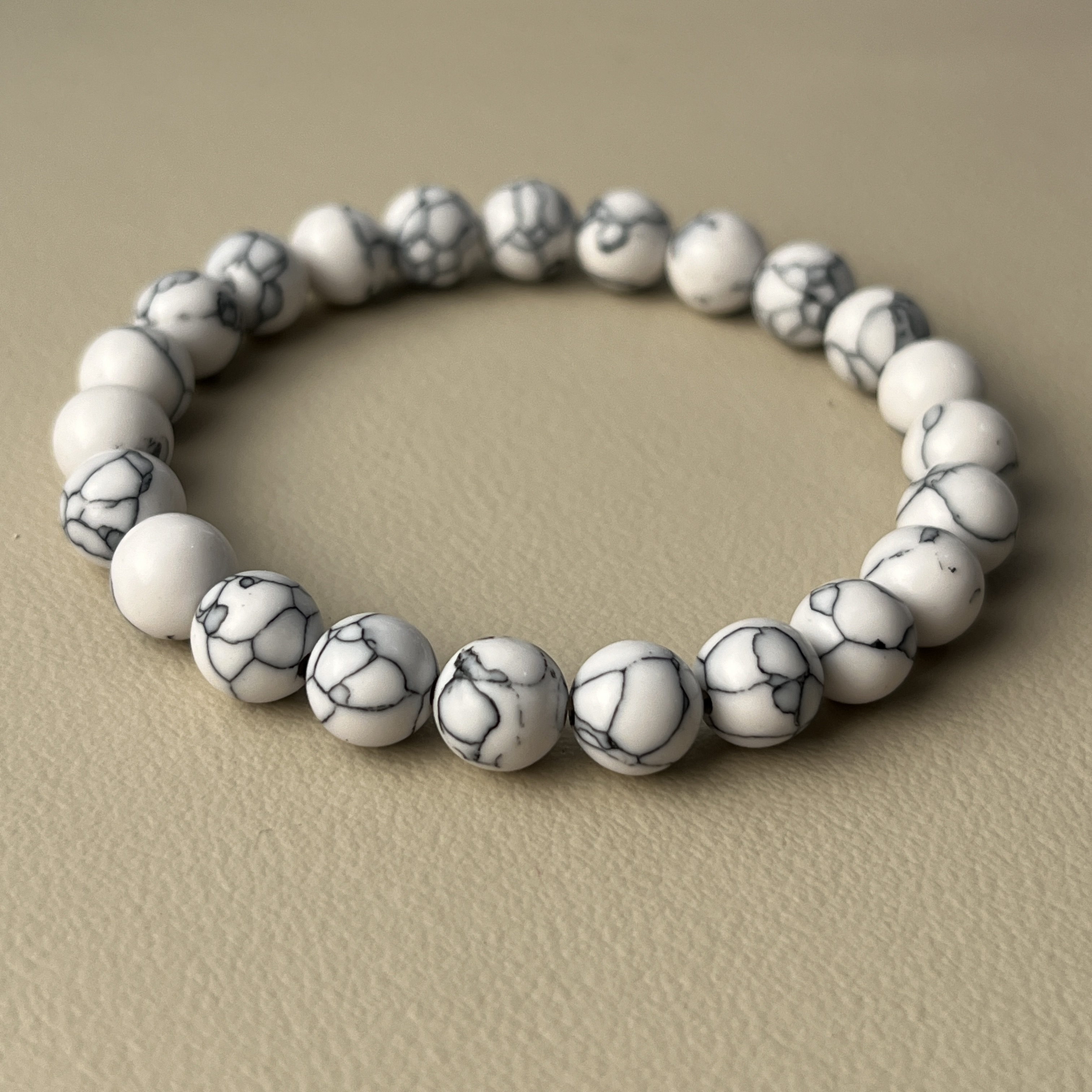 pin blanc