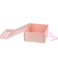 Boîte d'emballage vide en rose avec logo personnalisé pour costume rigide magnétique pliable à grands talons pour femmes et hommes