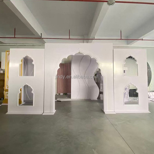 Nouvelle conception d'arche blanche pour la décoration de mariage, fournitures pour événements, décorations de scène, arche de mariage en PVC acrylique - Product Image 2