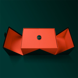 Bolsas de <span class=keywords><strong>papel</strong></span> de lujo navideñas, conjunto de cajas de perfume bloqueables - Product Image 3