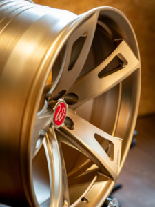 Nouvelles jantes en alliage d'aluminium forgées à cinq branches 5x114.3/112/108/120 40mm ET Deep Concave pour <span class=keywords><strong>Audi</strong></span> <span class=keywords><strong>RSQ3</strong></span>/S8/SQ5/A3/8V/S5, de 18 à 24 pouces - Product Image 3