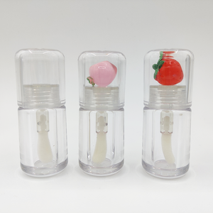 Tube de brillant à lèvres transparent avec applicateur tête de fruit mignon, flacons et emballages cosmétiques - Product Image 3