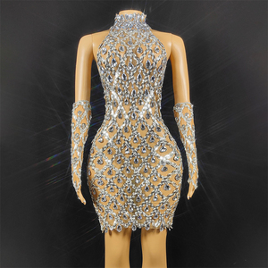 Artículos de Venta Caliente 2026, Vestido de Graduación con Cristales Brillantes, <span class=keywords><strong>Vestidos</strong></span> de Cóctel 2026, <span class=keywords><strong>Vestidos</strong></span> <span class=keywords><strong>Cortos</strong></span> Plateados para Mujer - Product Image 1