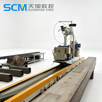 Station de travail robotisée de soudage CNC entièrement automatique avec rail de guidage au sol