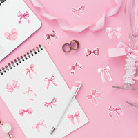 Lot de 500 autocollants adhésifs roses en forme de nœud de dessin animé, étiquettes de bénédiction adorables, fournitures de décoration pour emballages cadeaux de fêtes