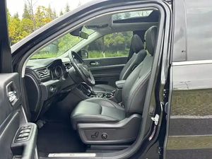 Personalización Interior de Autos Usados <span class=keywords><strong>Jeep</strong></span> EP Grand Cherokee <span class=keywords><strong>2022</strong></span> 2023 2024 con Motor Turbo, Tracción AWD y Asientos de Cuero - Product Image 3