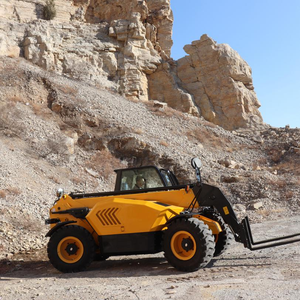 Chariot télescopique YCMG 3 tonnes, portée 7 m, 3500 kg, 7 mètres de portée, diesel, 4x4, tout-terrain, agricole, CE - Product Image 2