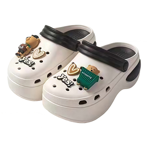 Sabots plats souples en maille antidérapants pour femmes, tendance été, rehaussant la taille (5 cm), chaussures d'extérieur pour femmes - Product Image 1