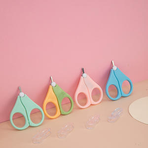 Venta al por mayor OEM Bebé cortaúñas de acero inoxidable Cortaúñas en forma de concha cortaúñas para niños Productos para madres y bebés - Product Image 6