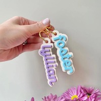 Nom tridimensionnel personnalisé porte-clés acrylique personnalisé gravé au laser sac à dos bagage signe Anime Style décalé plastique