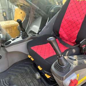 Excavadora sobre orugas usada Volvo EC480 de 49 toneladas con bomba de caja de cambios de motor y estabilidad hidráulica PLC en stock - Product Image 5