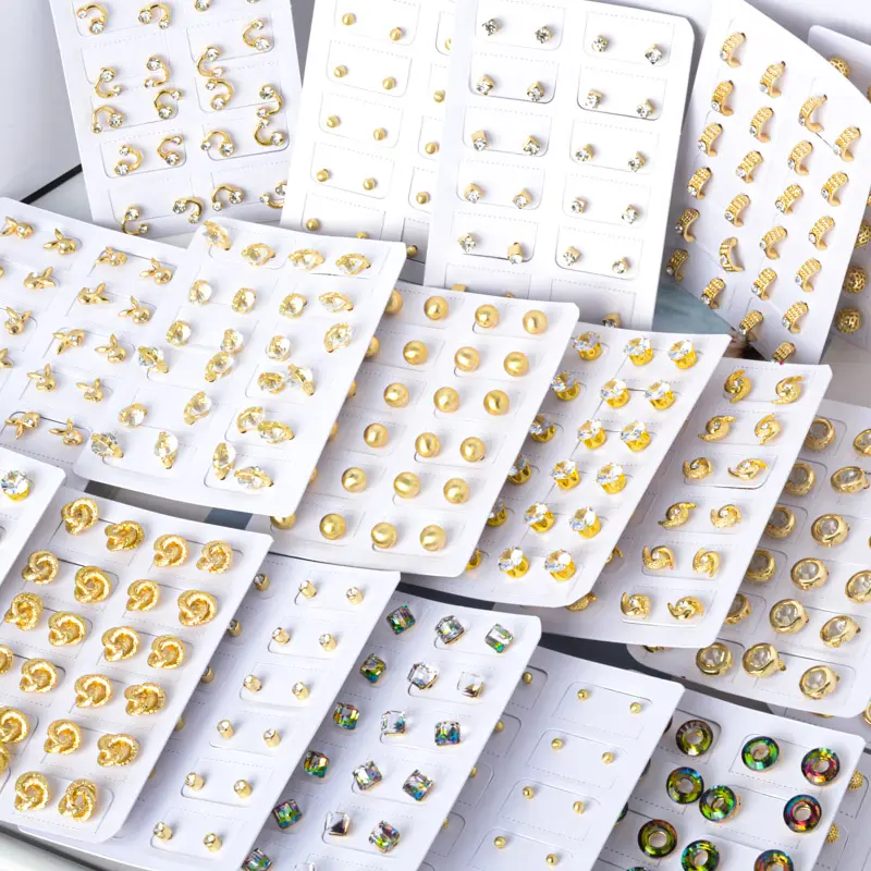 Wholesale Designer Inspired Earrings Christmas Earrings Jewelry Diamond Earrings Europe Trendy Ball Engagement Rings for Women