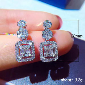 Orecchini Pendenti Lunghi con Zirconi Quadrati di Lusso, Eleganti Gioielli da Sposa per Banchetti Nuziali - Product Image 3