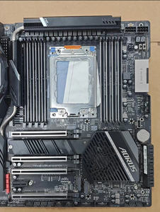 Tarjeta Madre para Juegos TRX40 AORUS MASTER Usada para Procesadores Threadripper de Tercera Generación - Product Image 4