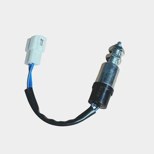 Interruptor de luz de freno universal M10 1.0 de acero para reparación y reemplazo de camiones CA1046 - Product Image 2