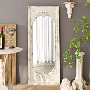 Espejo de Pared Rectangular con Marco de Madera Rústica Blanca Envejecida, Decorativo y Ecológico - Product Image 1