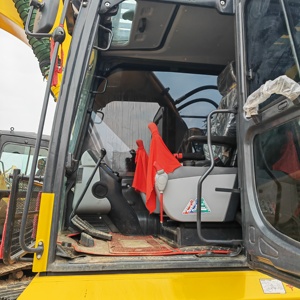 Excavadora Komatsu PC200 Usada de Alto Rendimiento, Original de Japón, de 20 Toneladas para Construcción y Movimiento de Tierras - Product Image 5