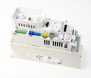 Новый оригинальный частотный преобразователь переменного тока ACQ580-01-05A7-4 с воздушным охлаждением, 2.2кВт, V2.18.2.2 - *Доступная цена* - В наличии - Хит продаж - Product Image 3