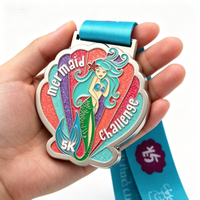 Medaglia in Smalto Morbido Glitterato di Alta Qualità, Logo Personalizzato, Forma a Conchiglia, Rilievo 3D, Medaglie Sportive per Gare Virtuali ed Eventi a Tema