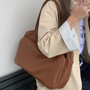 กระเป๋าโท้ทความจุขนาดใหญ่สำหรับผู้หญิงสีน้ำตาลสีทึบกันน้ำปิดซิปกระเป๋าเดินทางเพื่อการพักผ่อนฤดูใบไม้ร่วงปี 2024 - Product Image 3