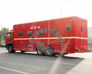 <span class=keywords><strong>Precio</strong></span> barato HOWO Luxury <span class=keywords><strong>Camper</strong></span> Van 6*4 6x4 Adventure RV LHD RHD Family RV Off-Grid <span class=keywords><strong>Camper</strong></span> - Product Image 6