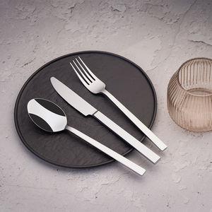 Wholesale Hotel &amp; Restaurant Supplies Hotel Stainless Steel <strong>Cutlery</strong> Set Spoon Fork Knife Western Restaurant <strong>Cutlery</strong> Set - Product Image 2